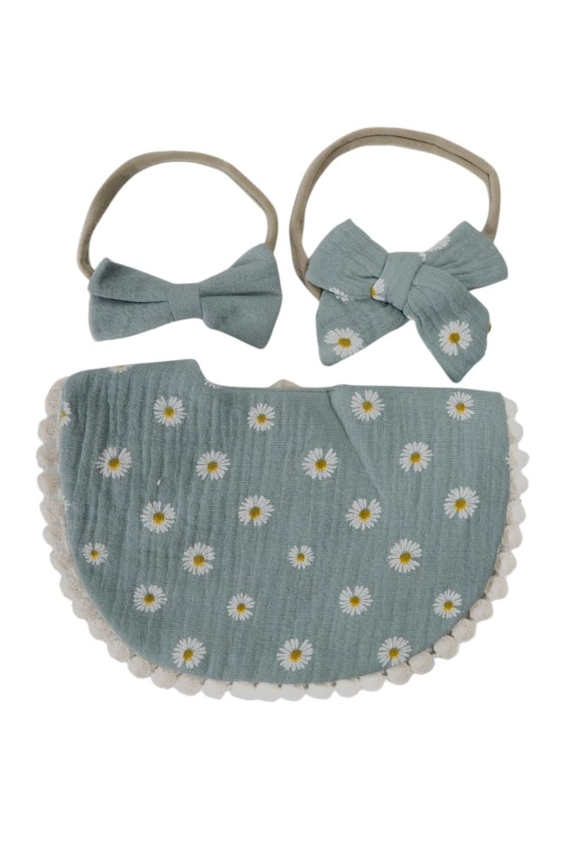 Ava Baby Bib and Ribbon Bow Set Multicolor – photo 3