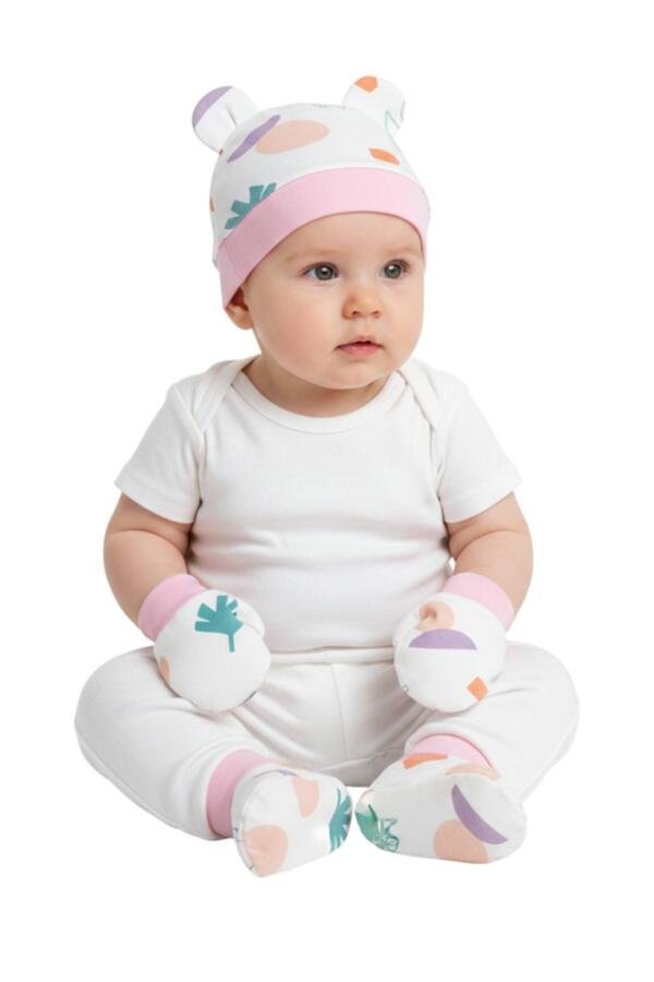 Shape Print Baby Hat, Mittens, and Booties Set